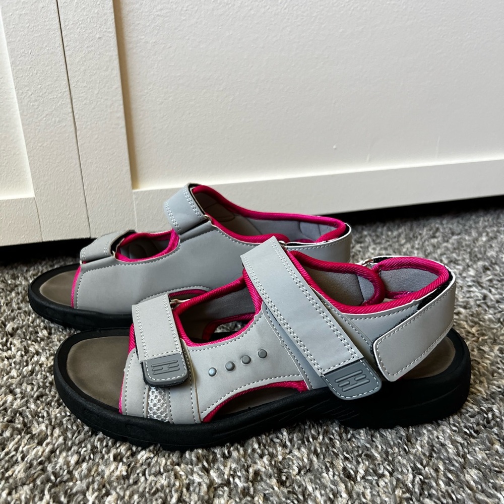 Coxist Women’s Gray Pink Active‎ Waterproof Hiking Sandals Size 8
